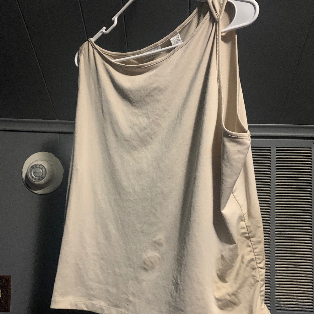 Cream sleeping top